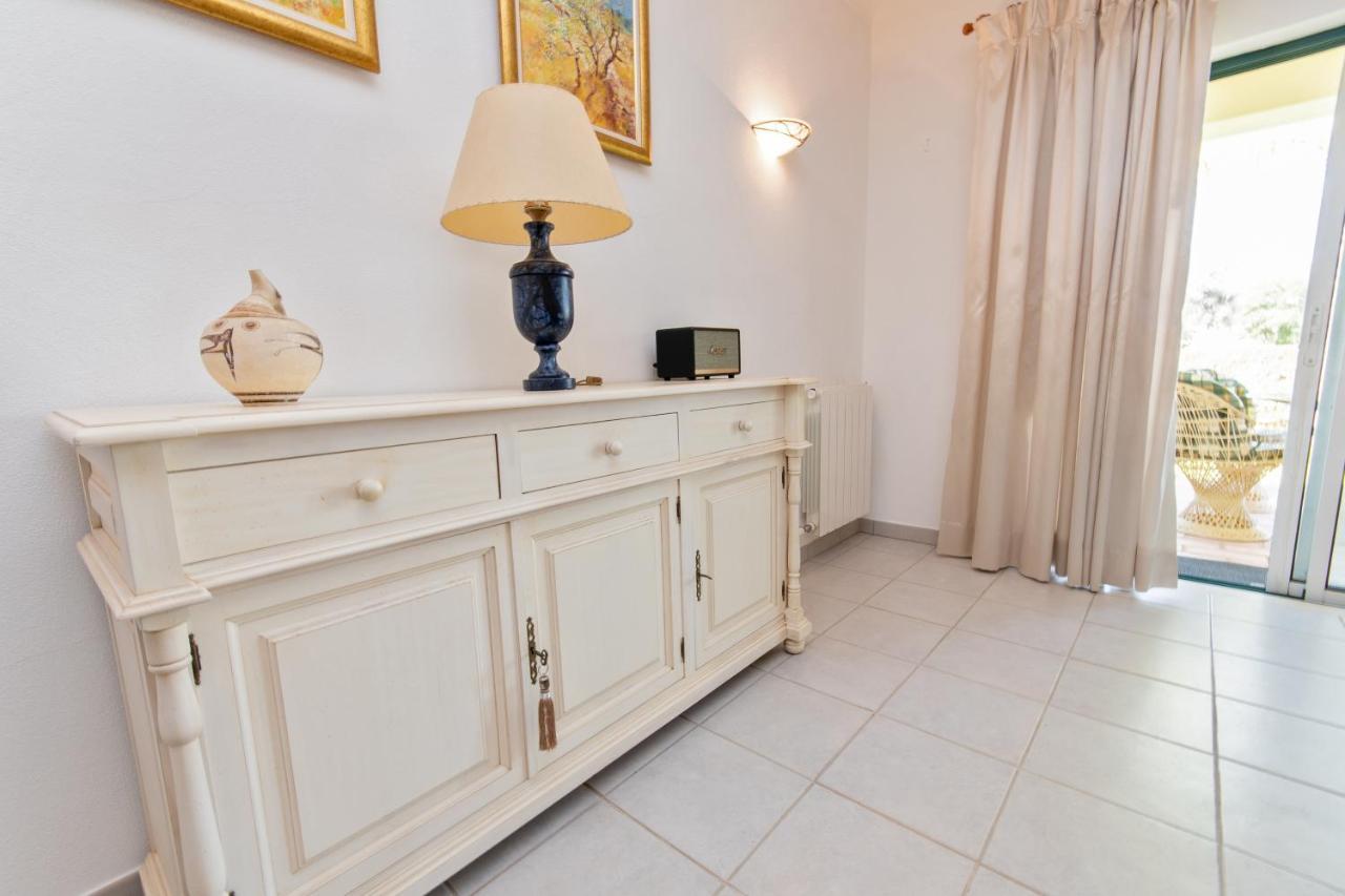 Carvoeiro, 2Br Pestana Gramacho Golf Apartment Эштомбар Экстерьер фото