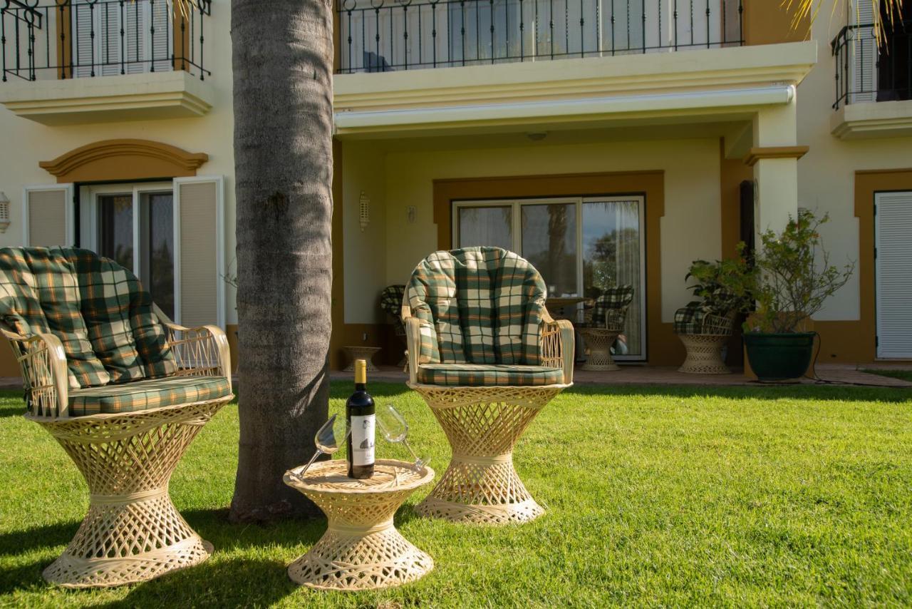 Carvoeiro, 2Br Pestana Gramacho Golf Apartment Эштомбар Экстерьер фото