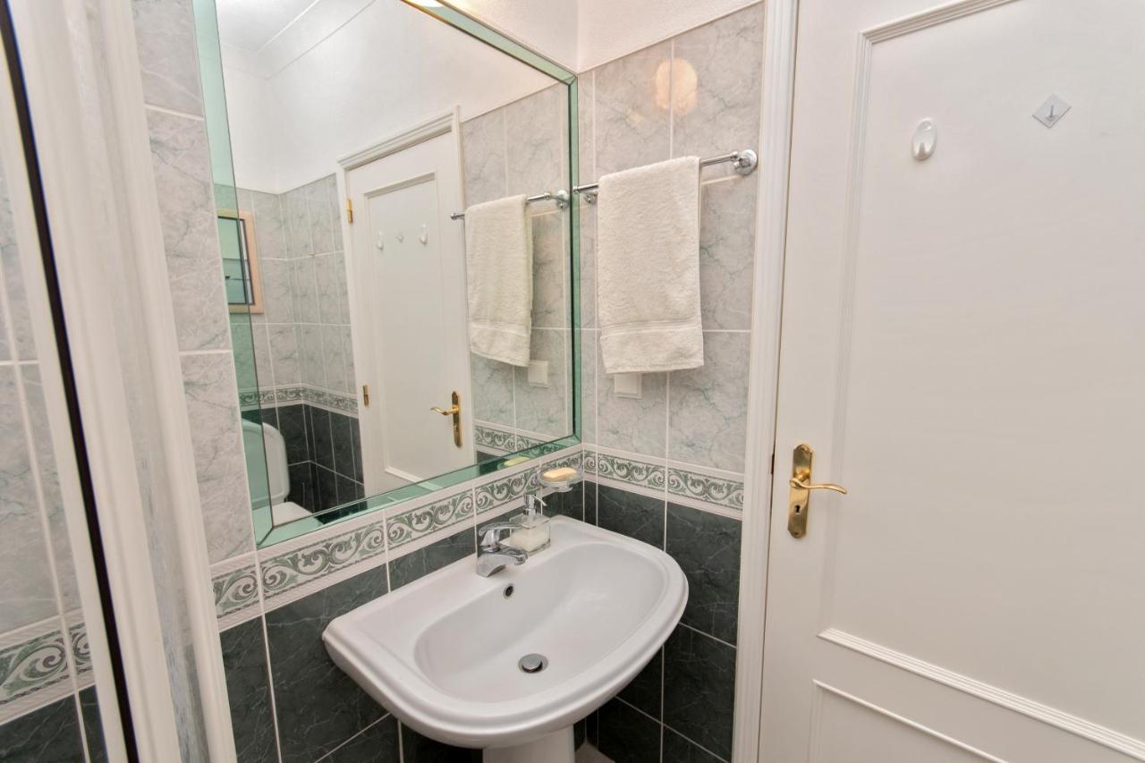 Carvoeiro, 2Br Pestana Gramacho Golf Apartment Эштомбар Экстерьер фото