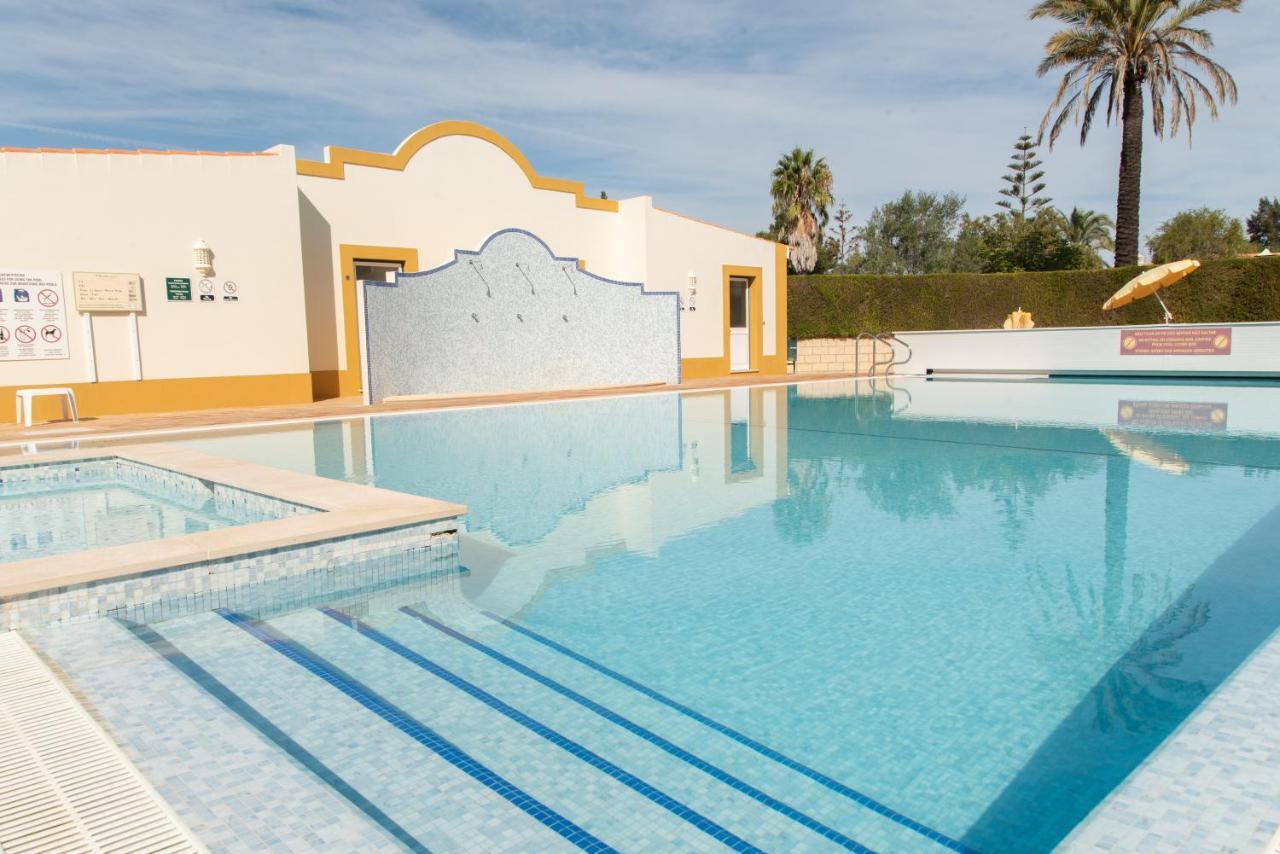 Carvoeiro, 2Br Pestana Gramacho Golf Apartment Эштомбар Экстерьер фото