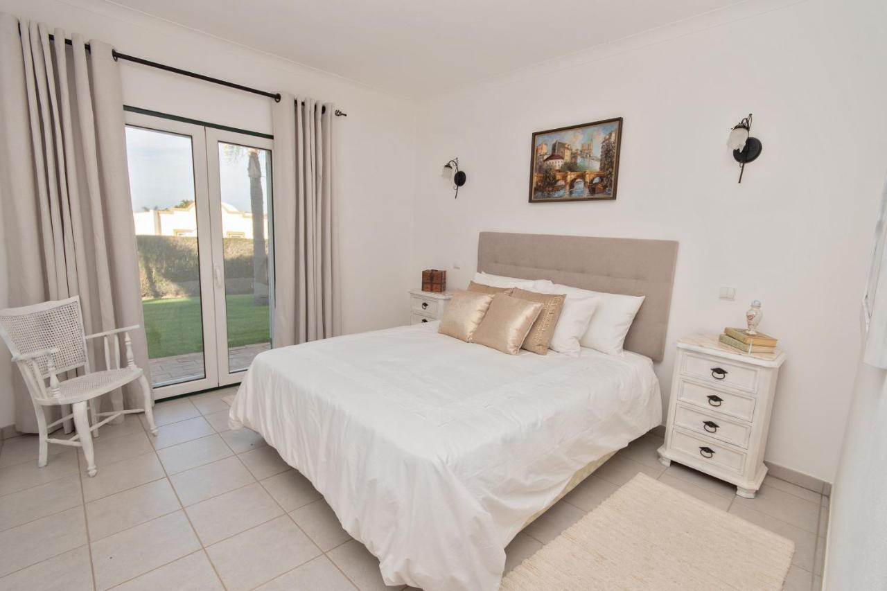Carvoeiro, 2Br Pestana Gramacho Golf Apartment Эштомбар Экстерьер фото